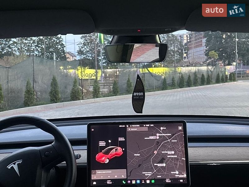 Седан Tesla Model 3 2019 в Ивано-Франковске