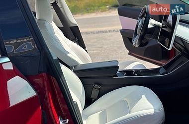 Седан Tesla Model 3 2019 в Нежине