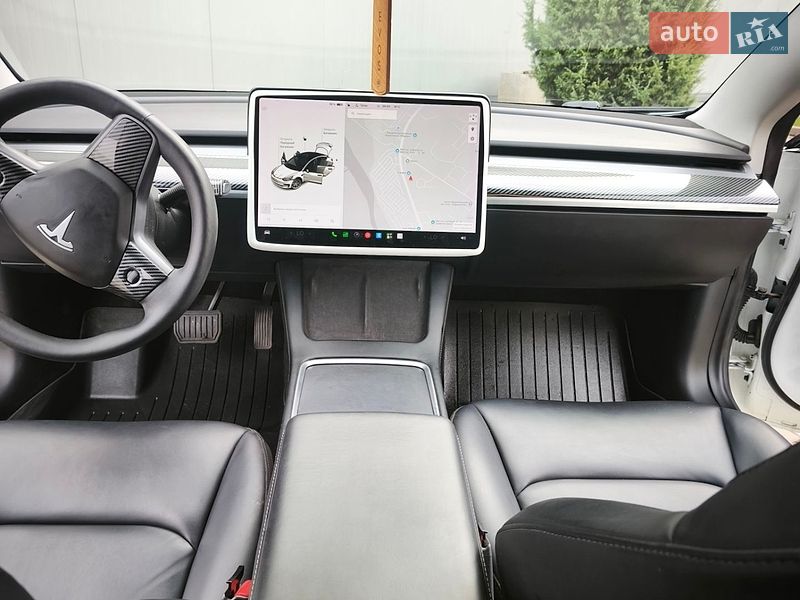 Седан Tesla Model 3 2021 в Івано-Франківську