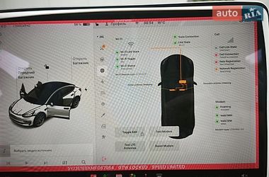 Седан Tesla Model 3 2021 в Івано-Франківську