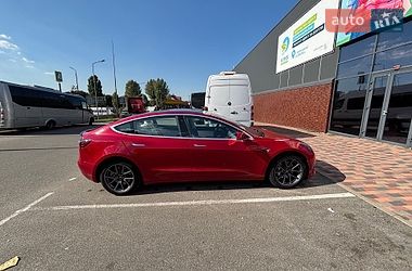 Седан Tesla Model 3 2018 в Киеве