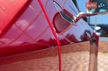 Седан Tesla Model 3 2018 в Киеве