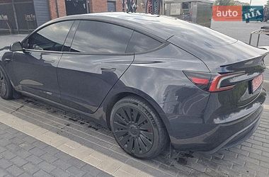 Седан Tesla Model 3 2025 в Кропивницькому