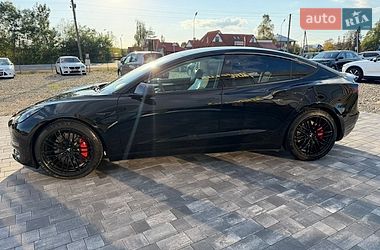 Седан Tesla Model 3 2021 в Коломые