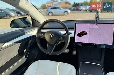 Седан Tesla Model 3 2021 в Коломые