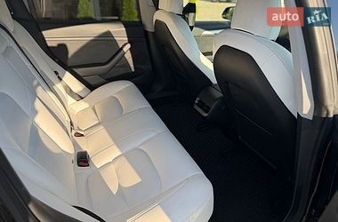 Седан Tesla Model 3 2021 в Коломые