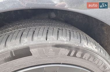 Седан Tesla Model 3 2025 в Кропивницькому