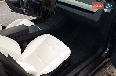 Седан Tesla Model 3 2025 в Кропивницькому