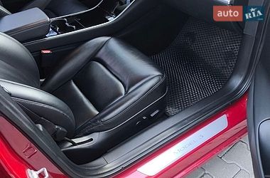 Седан Tesla Model 3 2018 в Старокостянтинові