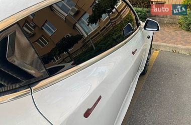 Седан Tesla Model 3 2020 в Києві