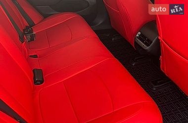 Седан Tesla Model 3 2020 в Києві