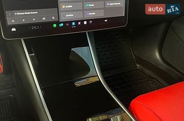 Седан Tesla Model 3 2020 в Києві
