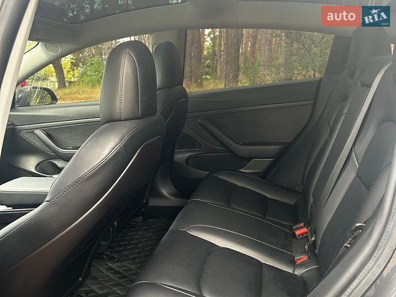 Седан Tesla Model 3 2020 в Киеве фото 17 Седан Tesla Model 3 2020 в Киеве