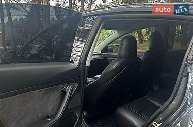 Седан Tesla Model 3 2020 в Киеве фото 20 Седан Tesla Model 3 2020 в Киеве