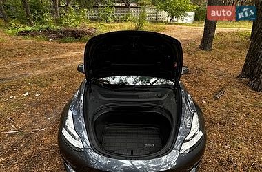 Седан Tesla Model 3 2020 в Киеве фото 13 Седан Tesla Model 3 2020 в Киеве