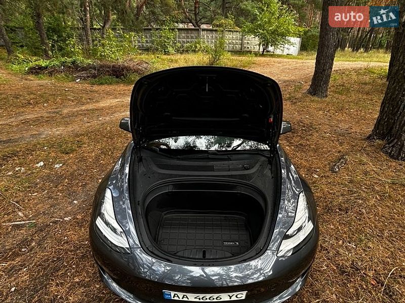 Седан Tesla Model 3 2020 в Киеве фото 13 Седан Tesla Model 3 2020 в Киеве