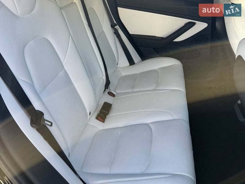 Седан Tesla Model 3 2021 в Киеве фото 4 Седан Tesla Model 3 2021 в Киеве