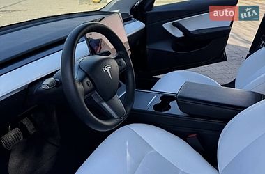 Седан Tesla Model 3 2021 в Киеве фото 6 Седан Tesla Model 3 2021 в Киеве