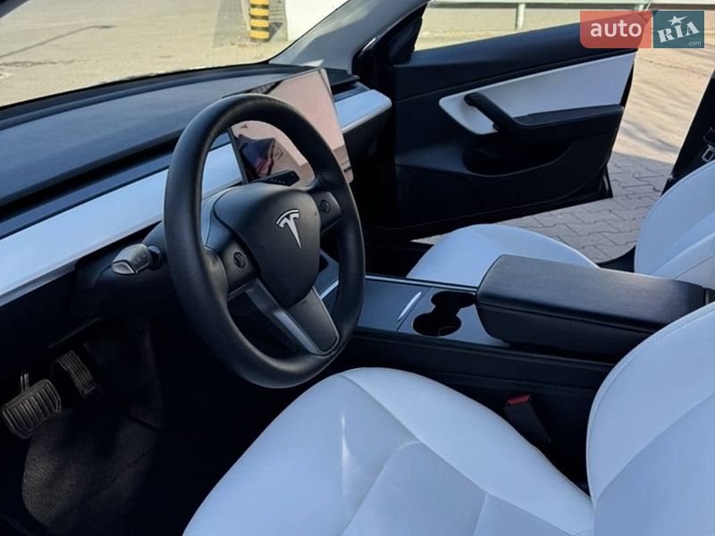 Седан Tesla Model 3 2021 в Киеве фото 6 Седан Tesla Model 3 2021 в Киеве