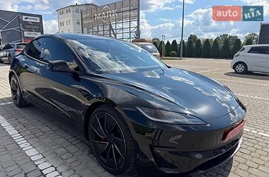 Седан Tesla Model 3 2024 в Львове