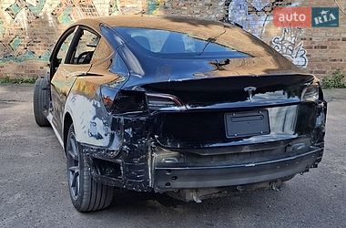 Седан Tesla Model 3 2023 в Бердичеві