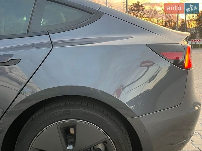 Седан Tesla Model 3 2020 в Кременчуге