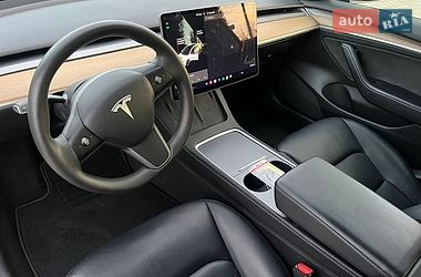 Седан Tesla Model 3 2020 в Кременчуге