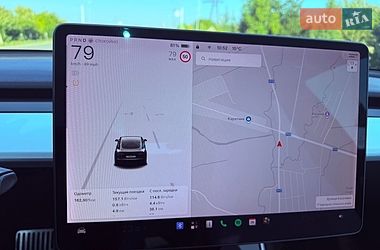 Седан Tesla Model 3 2019 в Коломые