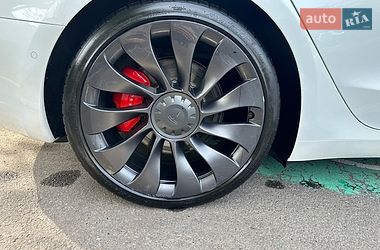 Седан Tesla Model 3 2021 в Могилев-Подольске