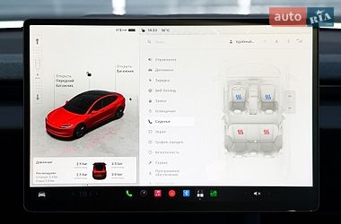 Седан Tesla Model 3 2024 в Киеве