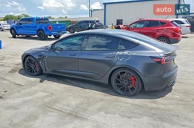 Седан Tesla Model 3 2024 в Львове