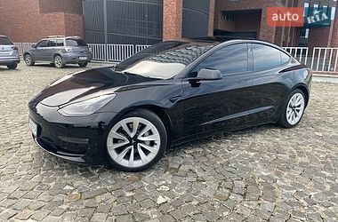 Седан Tesla Model 3 2021 в Днепре