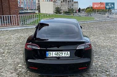 Седан Tesla Model 3 2021 в Днепре