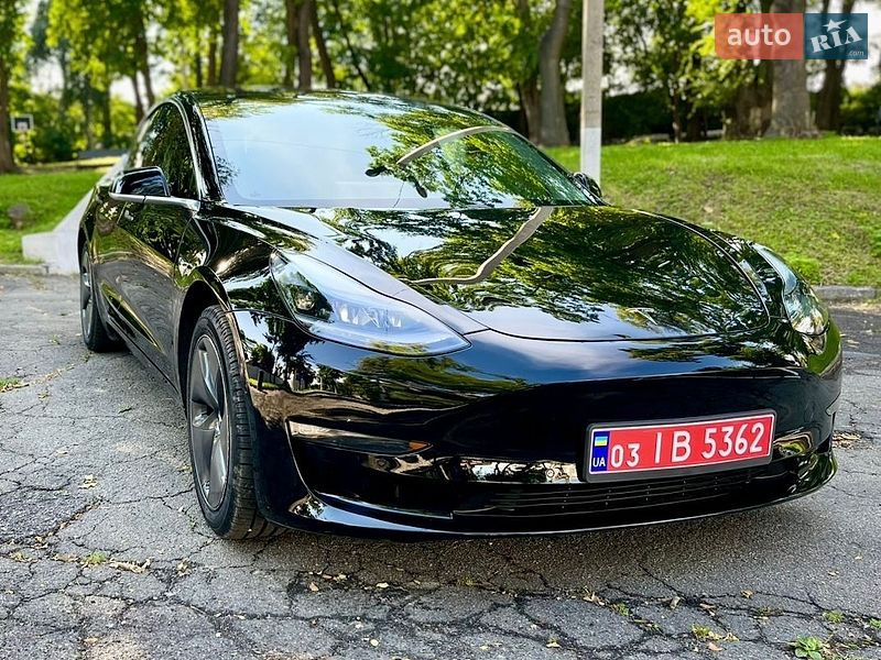 Седан Tesla Model 3 2018 в Каменском