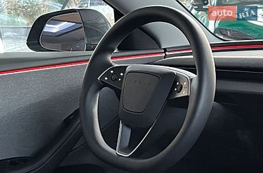 Седан Tesla Model 3 2025 в Днепре