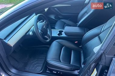 Седан Tesla Model 3 2022 в Києві