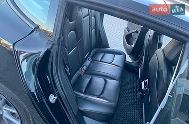 Седан Tesla Model 3 2022 в Киеве