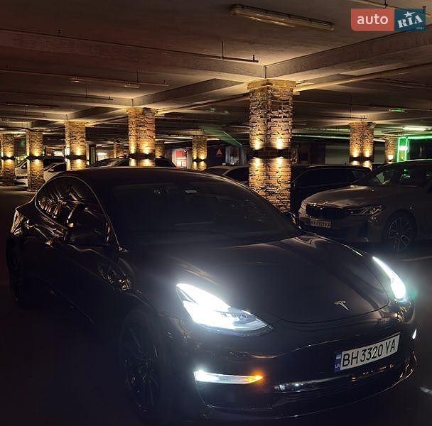 Седан Tesla Model 3 2020 в Одесі фото 2 Седан Tesla Model 3 2020 в Одесі