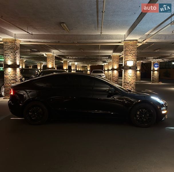Седан Tesla Model 3 2020 в Одесі фото 5 Седан Tesla Model 3 2020 в Одесі