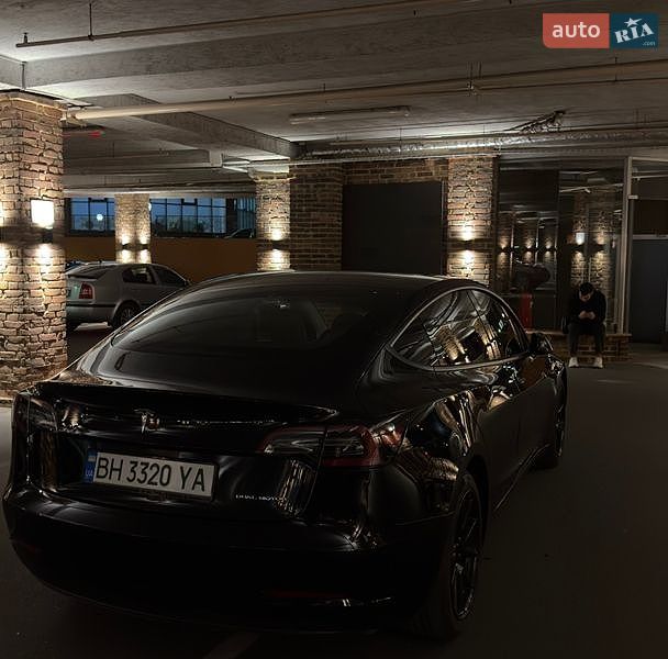Седан Tesla Model 3 2020 в Одесі фото 9 Седан Tesla Model 3 2020 в Одесі