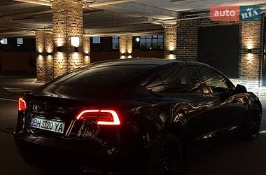 Седан Tesla Model 3 2020 в Одессе
