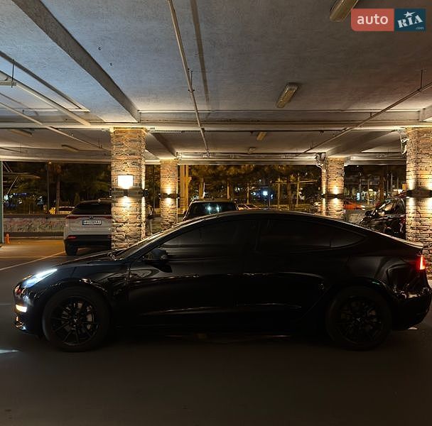 Седан Tesla Model 3 2020 в Одесі фото 10 Седан Tesla Model 3 2020 в Одесі