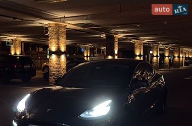 Седан Tesla Model 3 2020 в Одесі фото 11 Седан Tesla Model 3 2020 в Одесі