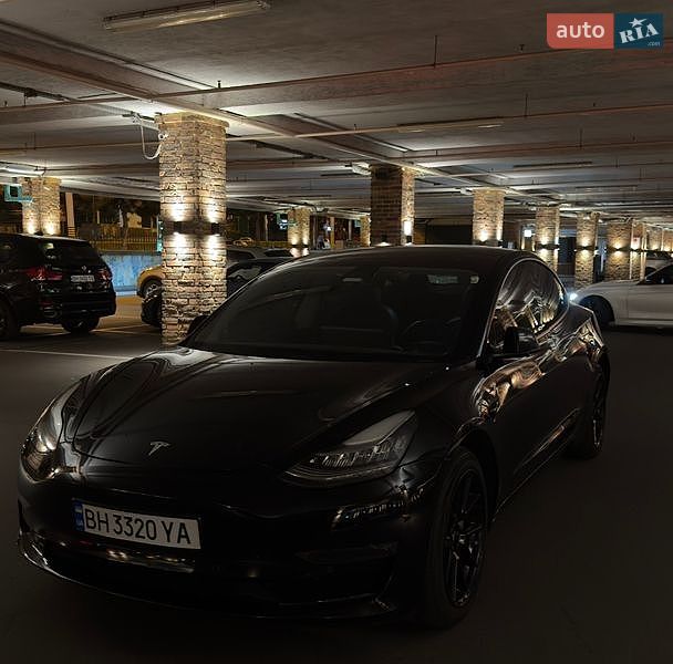Седан Tesla Model 3 2020 в Одесі фото 12 Седан Tesla Model 3 2020 в Одесі