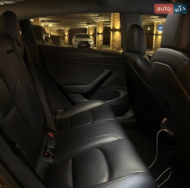Седан Tesla Model 3 2020 в Одесі фото 14 Седан Tesla Model 3 2020 в Одесі