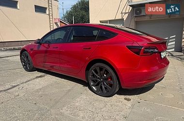 Седан Tesla Model 3 2020 в Дніпрі