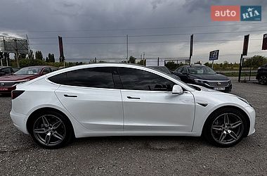 Седан Tesla Model 3 2019 в Белогородке