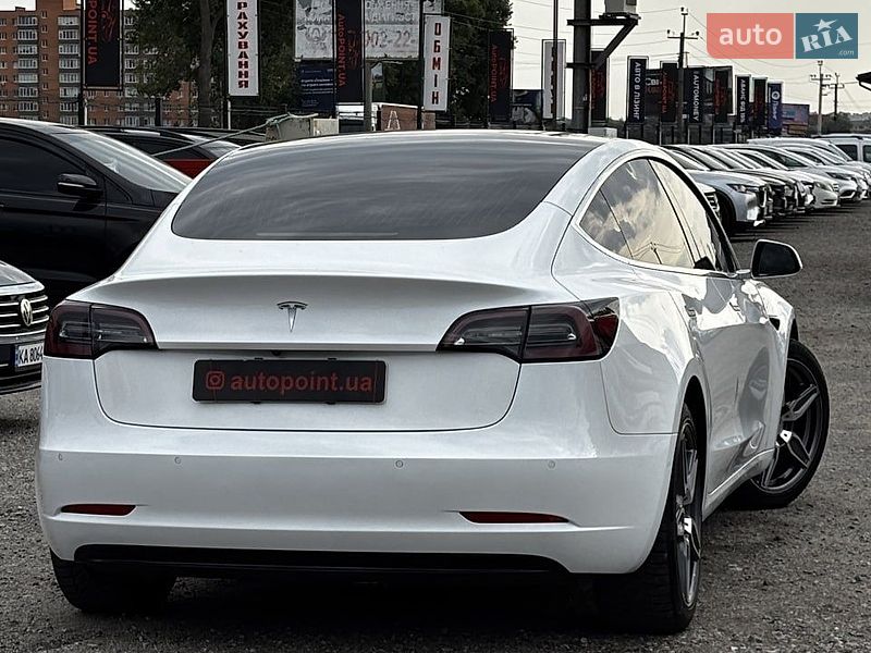 Седан Tesla Model 3 2019 в Белогородке