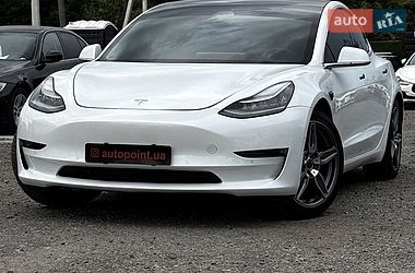 Седан Tesla Model 3 2019 в Белогородке
