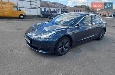 Седан Tesla Model 3 2020 в Києві